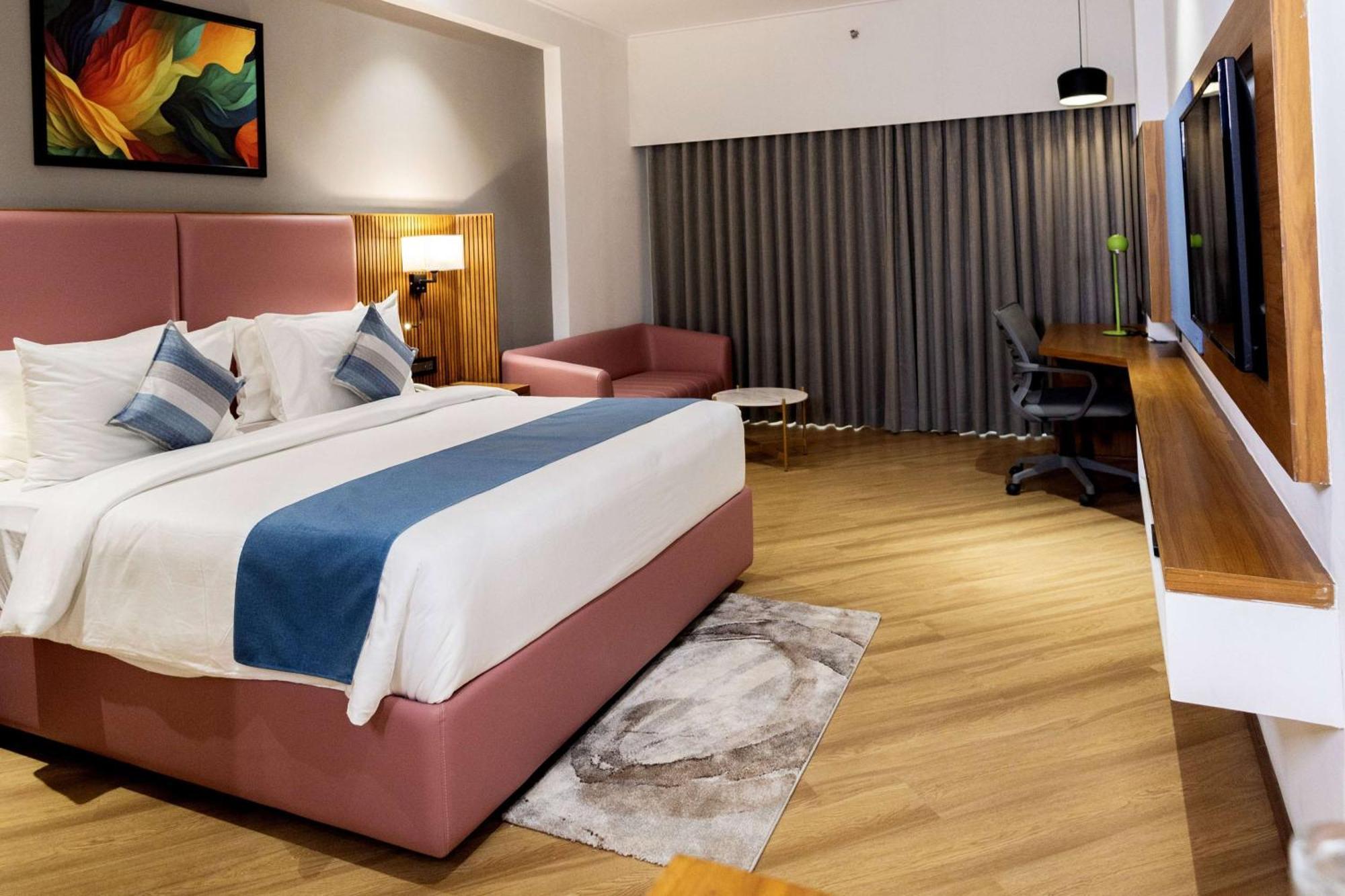 Ramada Encore By Wyndham Viramgam Exterior foto