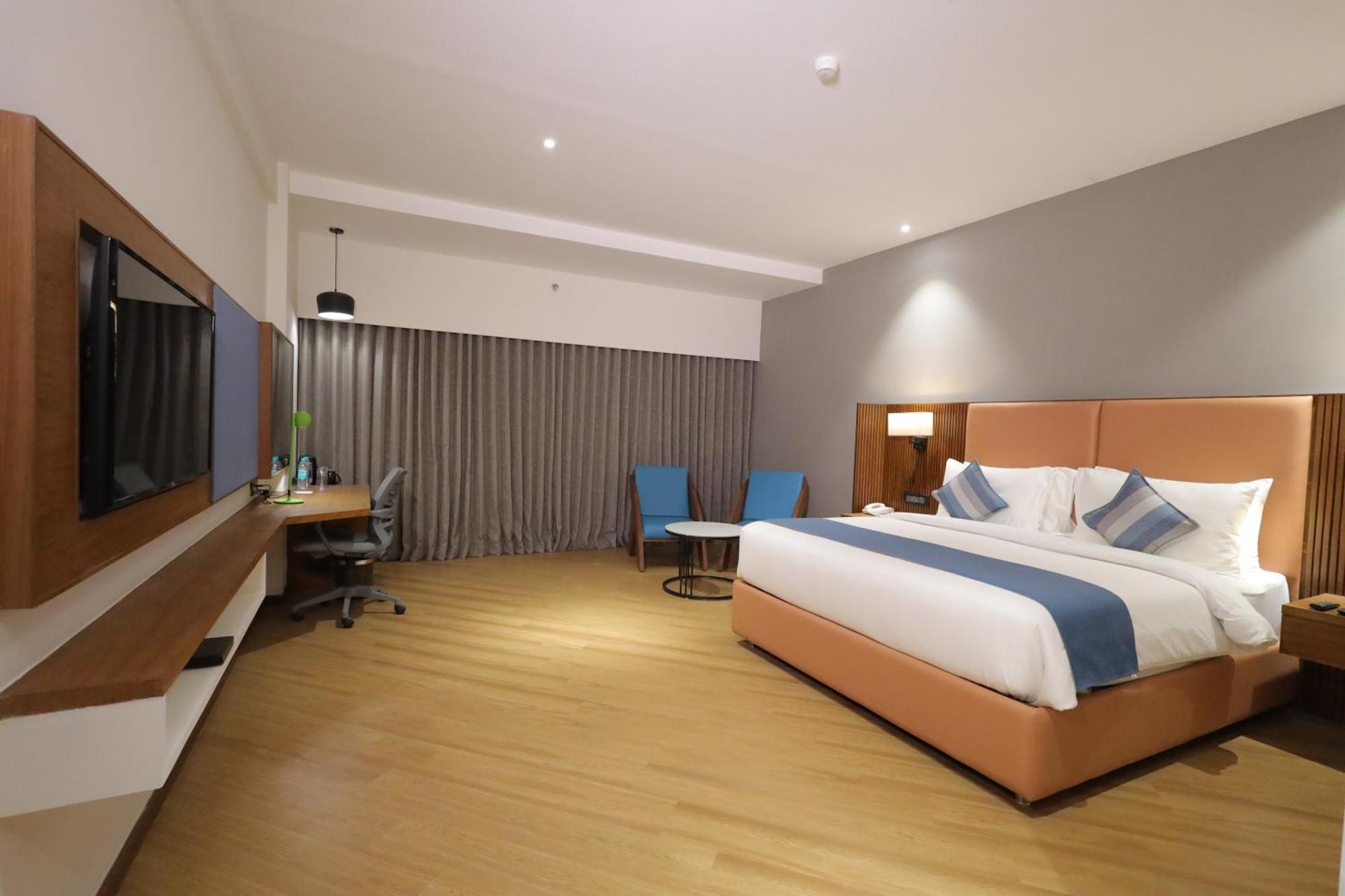 Ramada Encore By Wyndham Viramgam Exterior foto